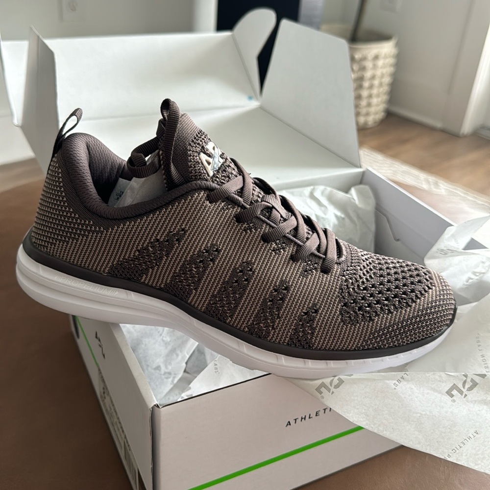 APL Techloom Pro Sneaker